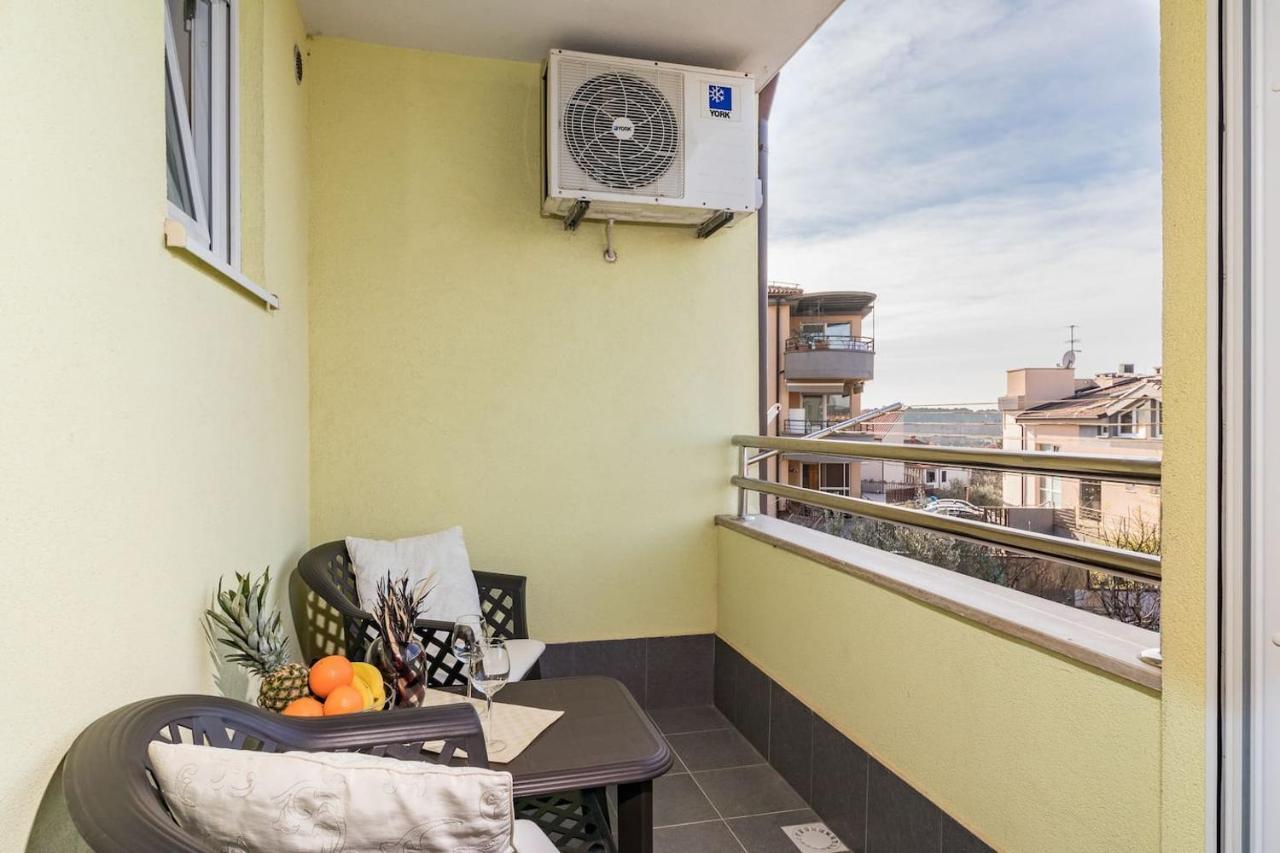 Apartment Klara Пула Екстер'єр фото