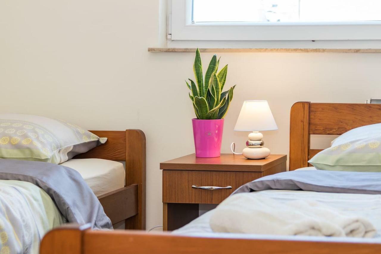 Apartment Klara Пула Екстер'єр фото